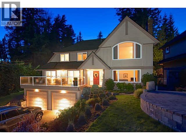 457 Hillcrest Street, West Vancouver, British Columbia  V7V 2L8 - Photo 1 - R3082357