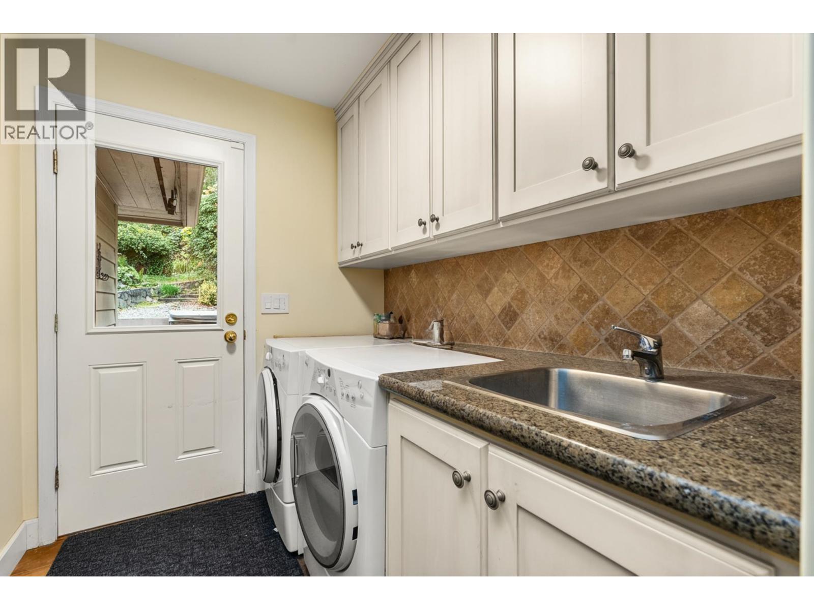 457 Hillcrest Street, West Vancouver, British Columbia  V7V 2L8 - Photo 16 - R3082357