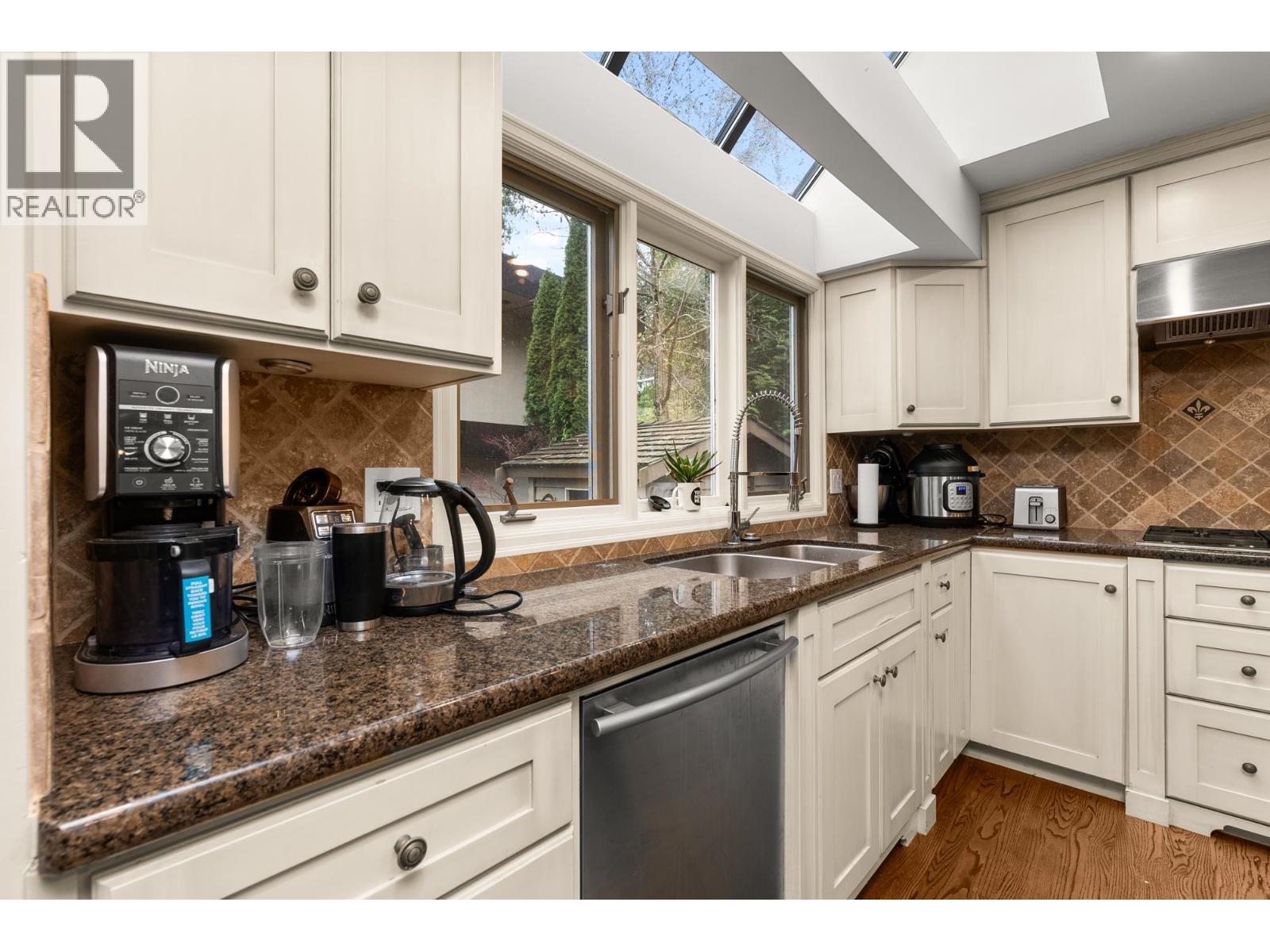 457 Hillcrest Street, West Vancouver, British Columbia  V7V 2L8 - Photo 24 - R3082357