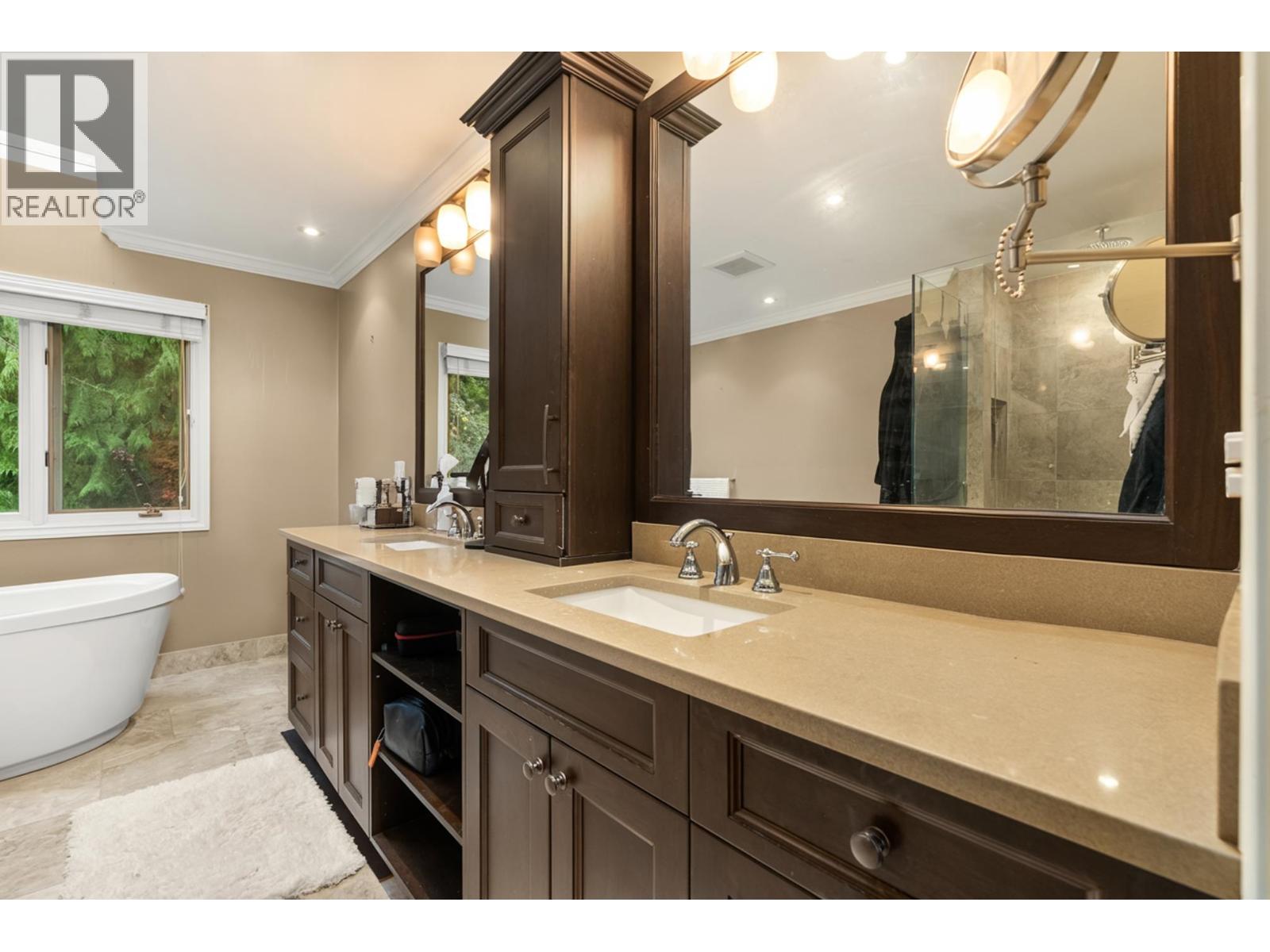 457 Hillcrest Street, West Vancouver, British Columbia  V7V 2L8 - Photo 32 - R3082357