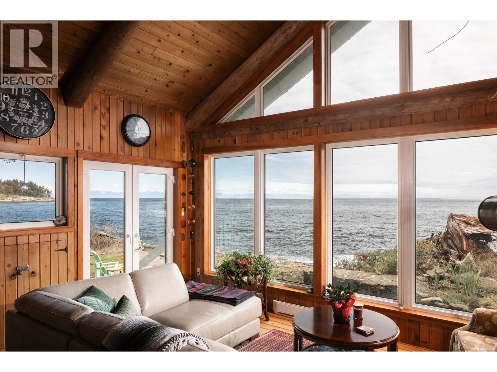 281 Bellhouse Road, Galiano Island, British Columbia  V0N 1P0 - Photo 24 - R3082363