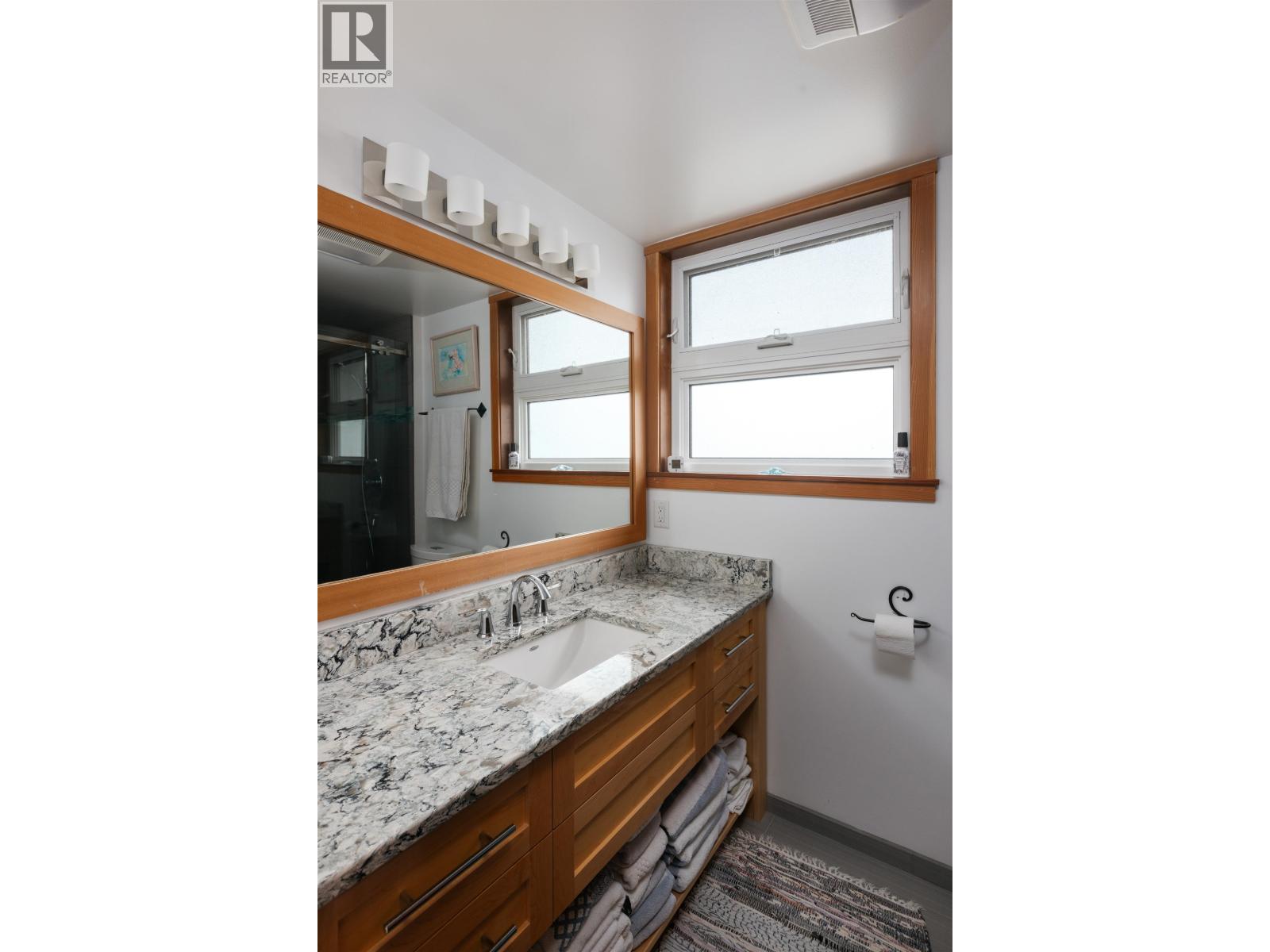 281 Bellhouse Road, Galiano Island, British Columbia  V0N 1P0 - Photo 34 - R3082363