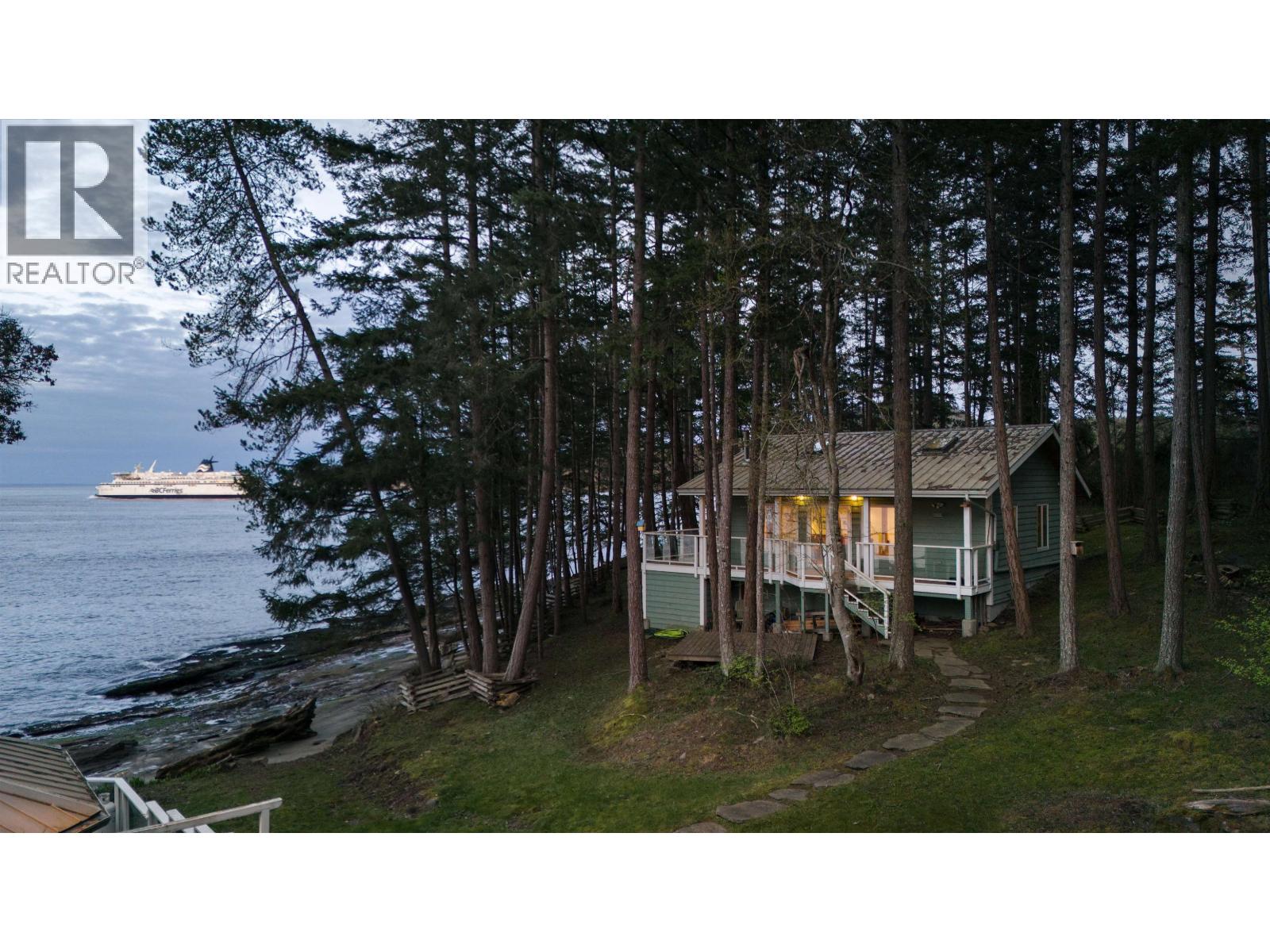 281 Bellhouse Road, Galiano Island, British Columbia  V0N 1P0 - Photo 35 - R3082363