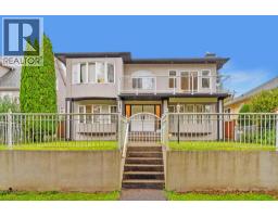 1405 EDINBURGH STREET, New Westminster, British Columbia
