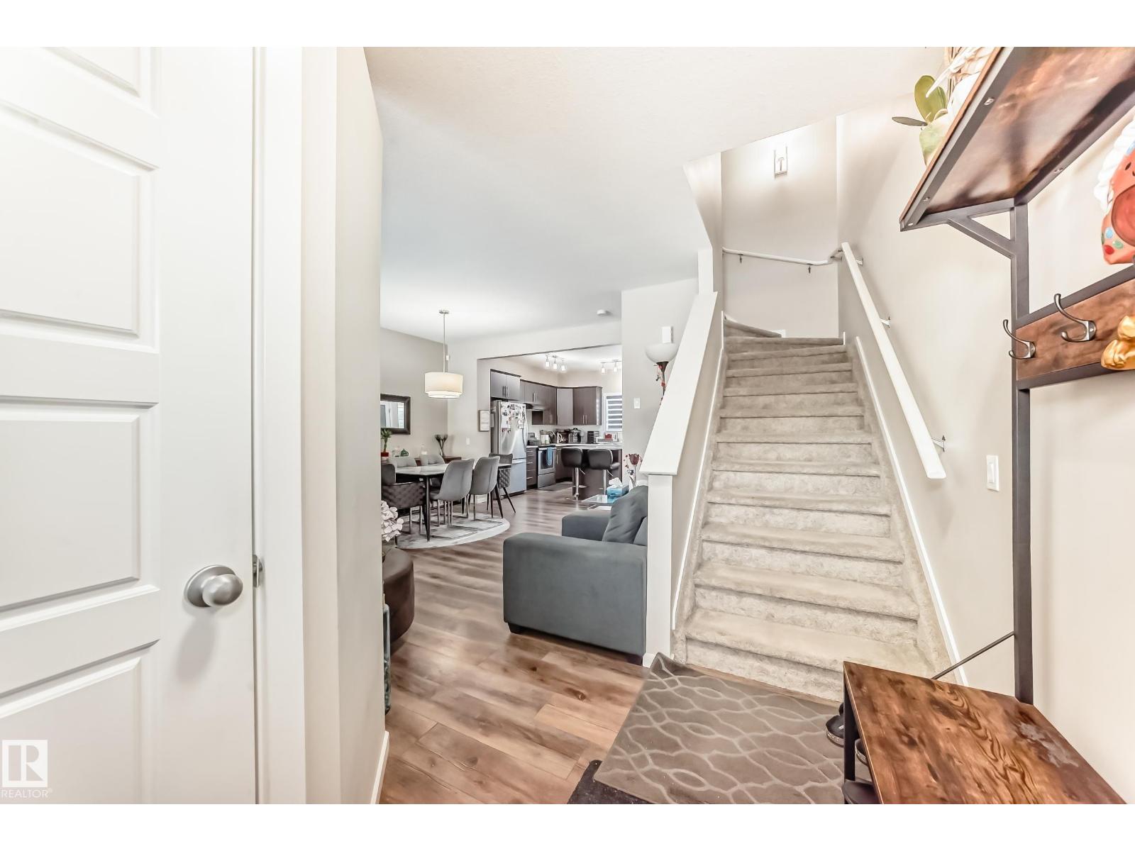 671 Lewis Green Dr Nw, Edmonton, Alberta  T5T 4V9 - Photo 3 - E4467241