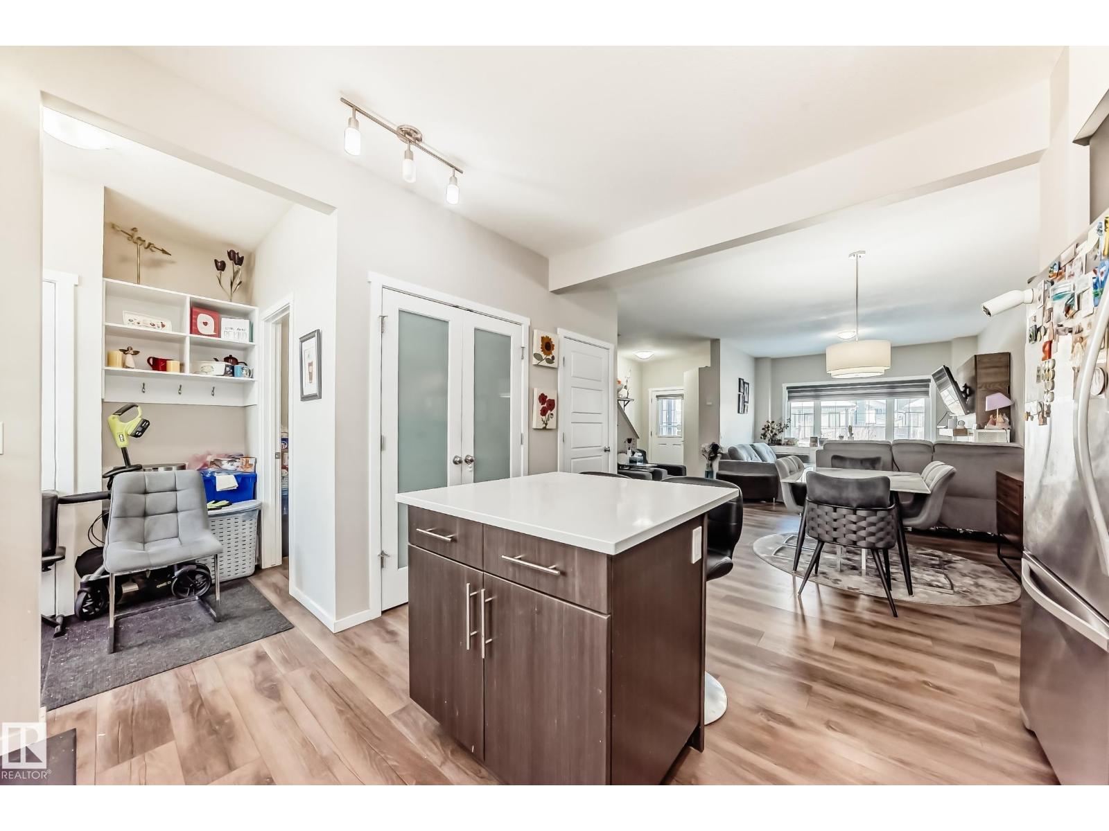 671 Lewis Green Dr Nw, Edmonton, Alberta  T5T 4V9 - Photo 8 - E4467241