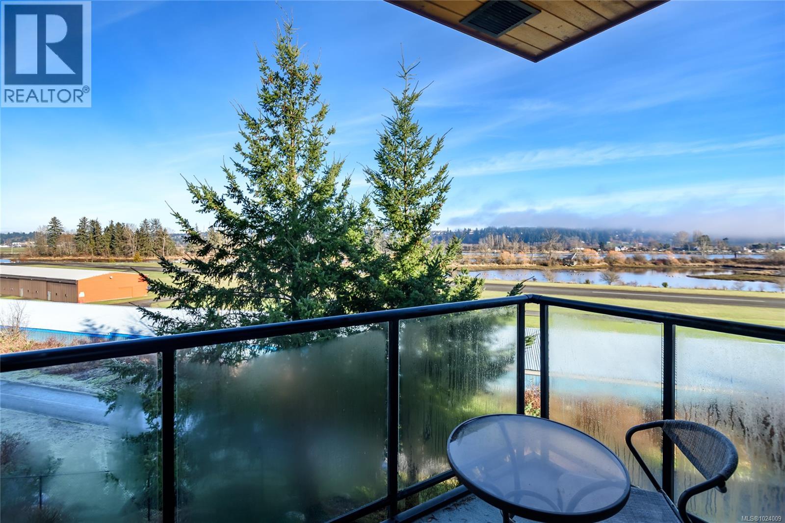 332 2300 Mansfield Dr, Courtenay, British Columbia V9N 3S3 - Photo 28 - 1024009