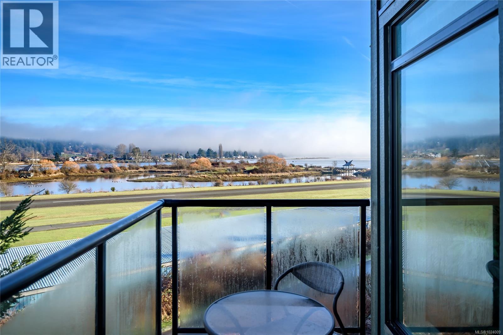 332 2300 Mansfield Dr, Courtenay, British Columbia V9N 3S3 - Photo 29 - 1024009