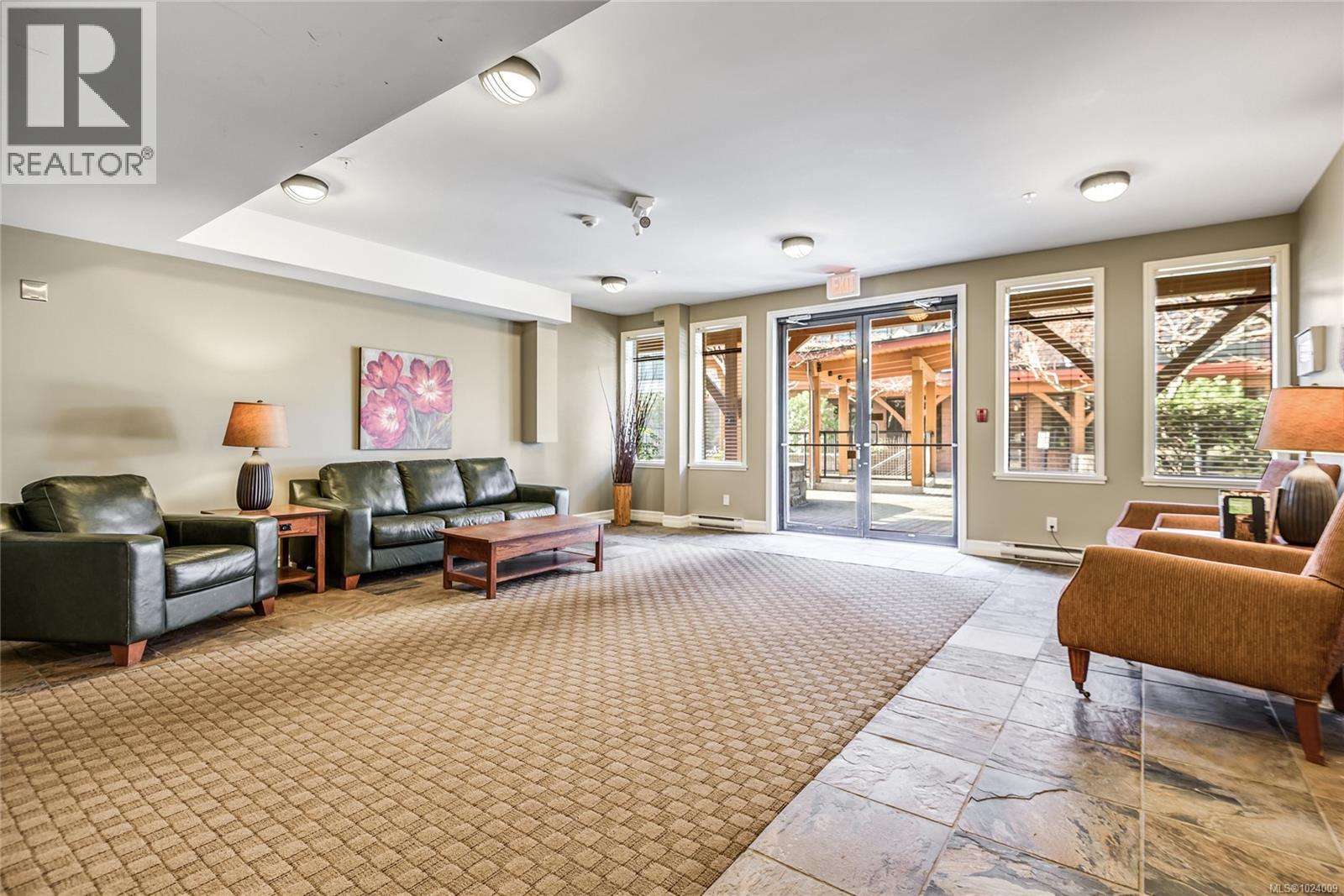 332 2300 Mansfield Dr, Courtenay, British Columbia V9N 3S3 - Photo 36 - 1024009