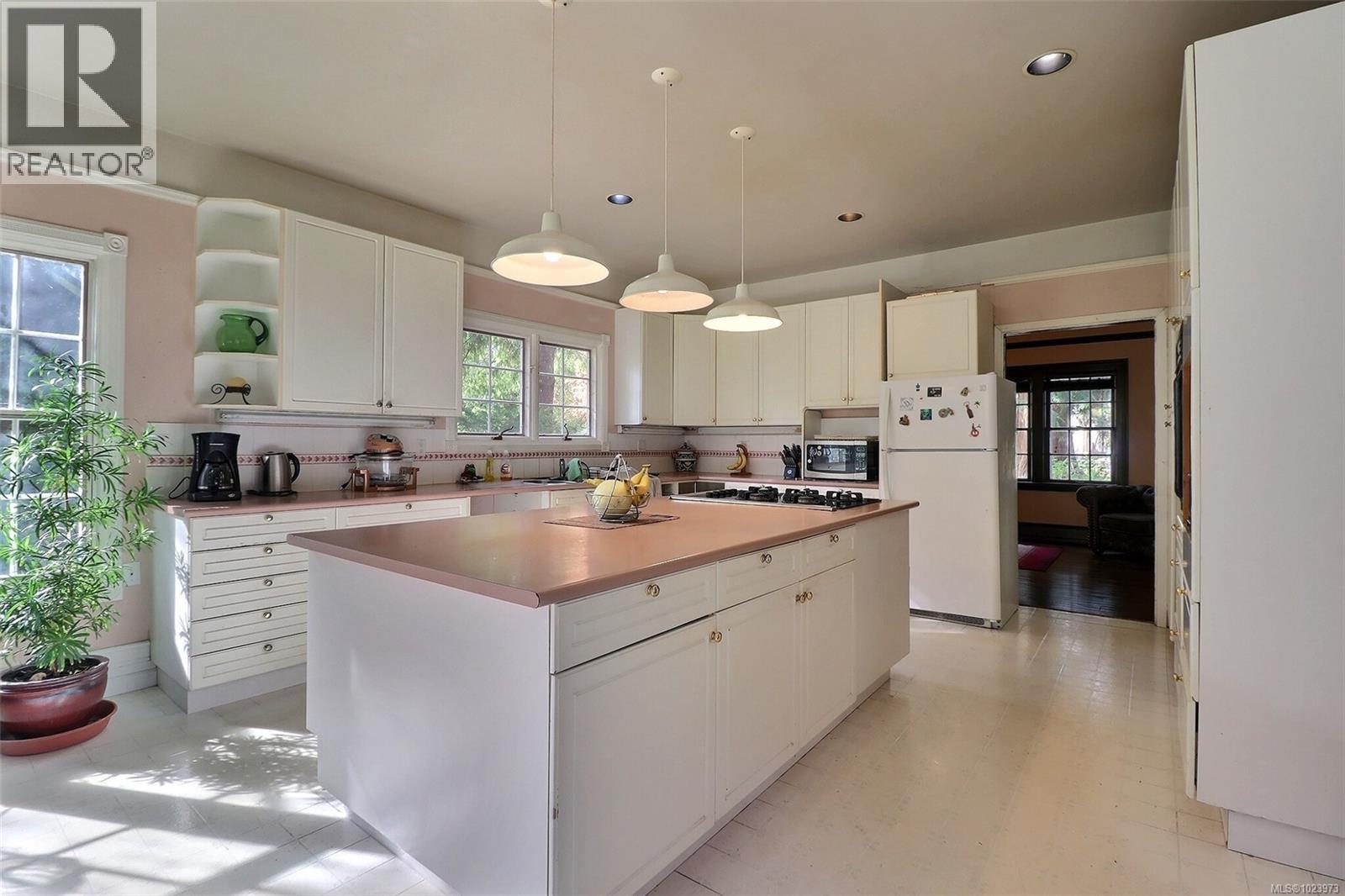 4755 Fairbridge Dr, Duncan, British Columbia  V9L 6N8 - Photo 9 - 1023973