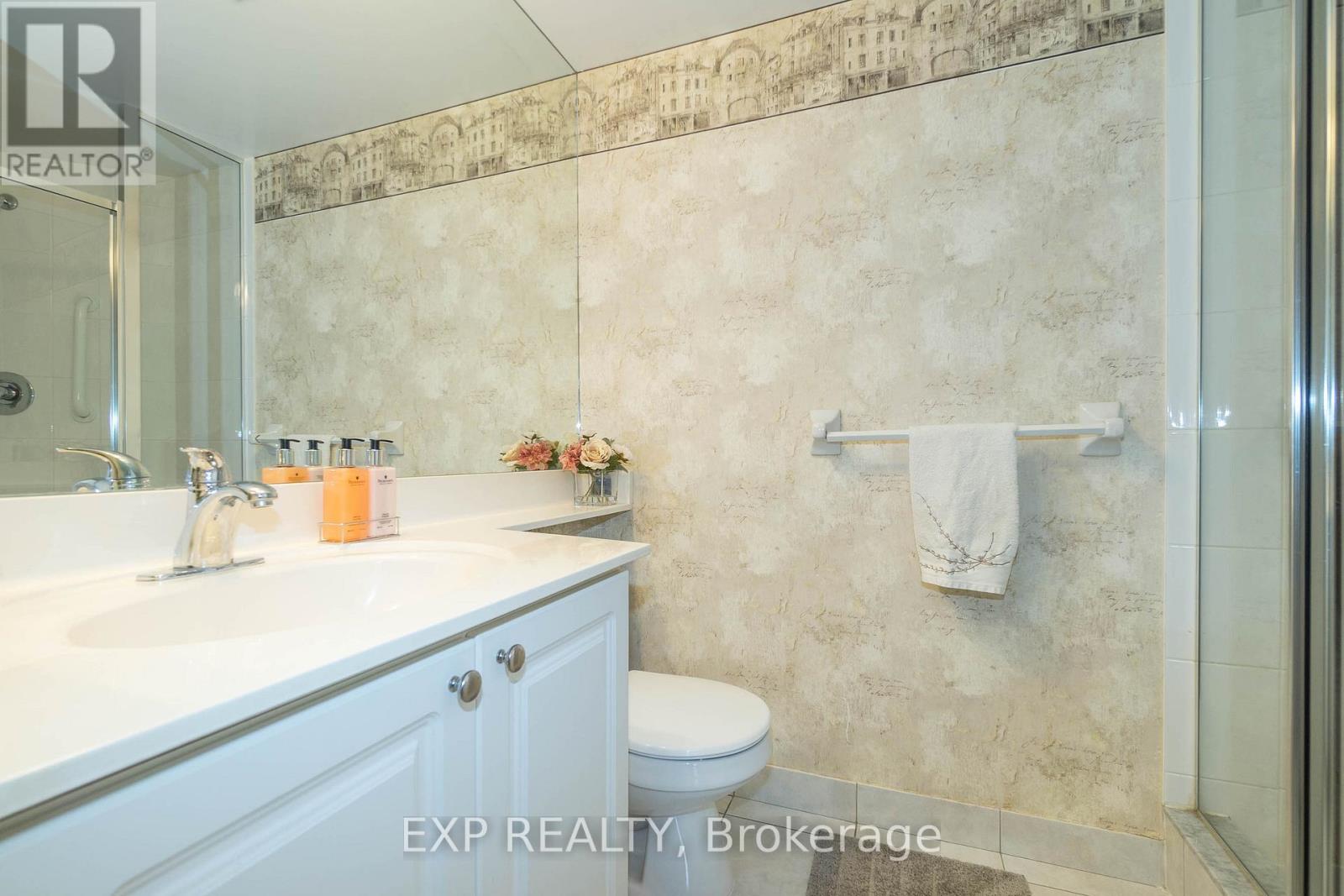 220 - 80 Harrison Garden Boulevard, Toronto, Ontario  M2N 7E3 - Photo 13 - C12722092