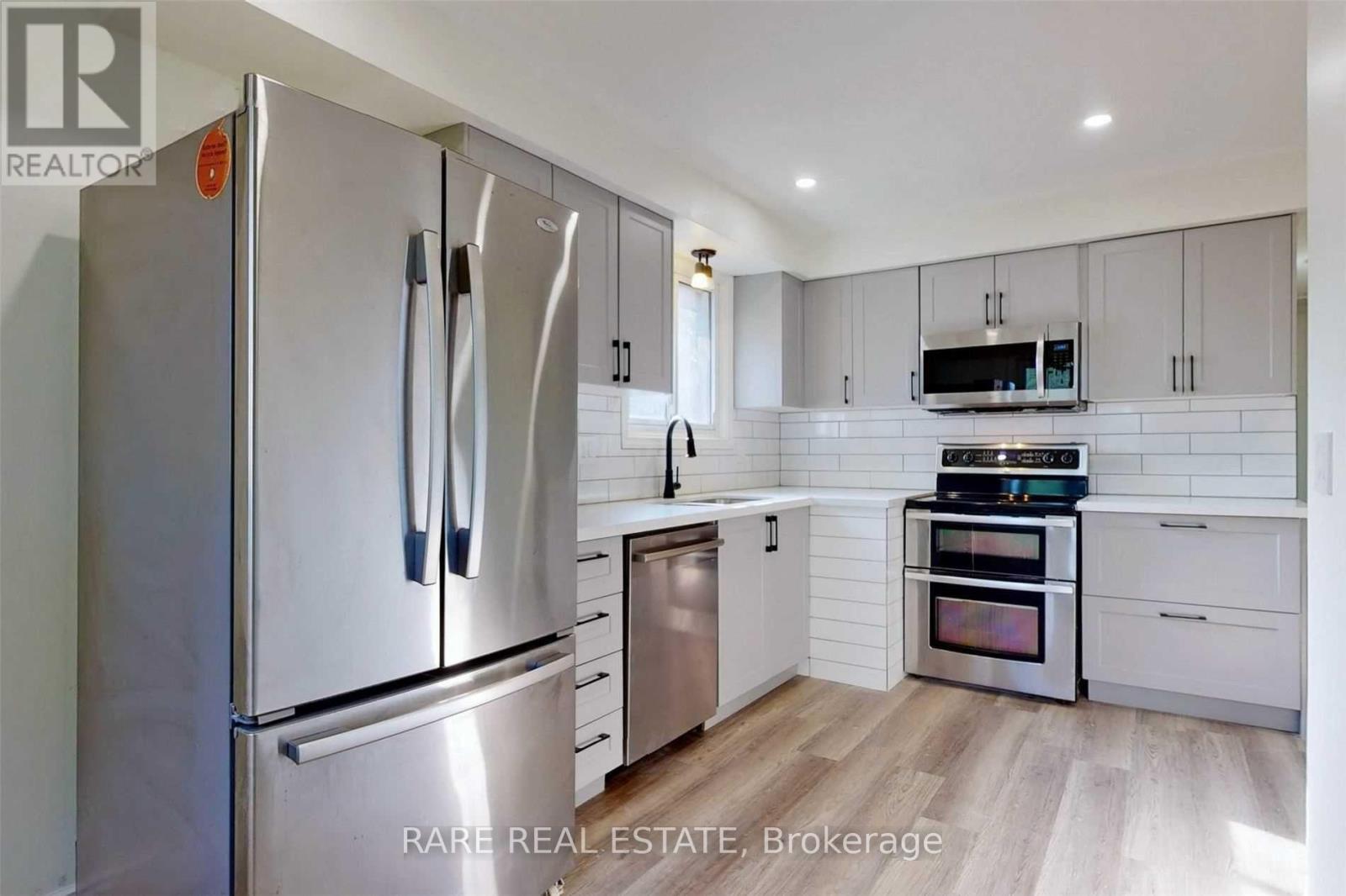 #MAIN - 346 CONANT STREET, Oshawa, Ontario