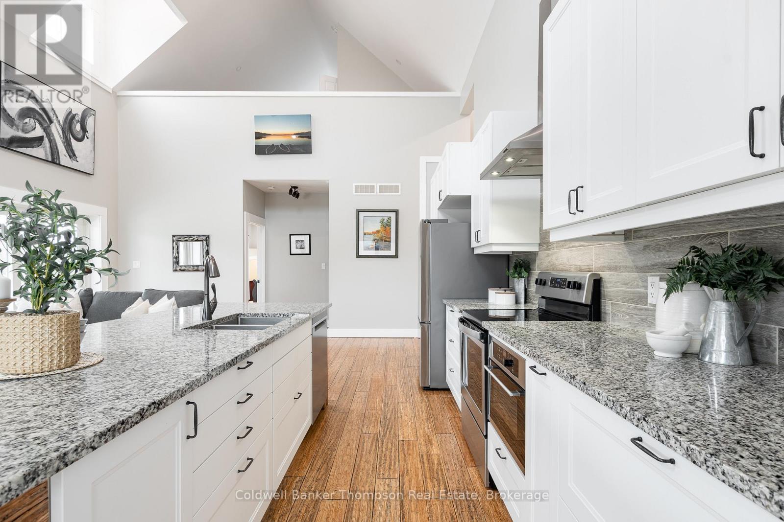 17 Deerhurst Highlands Drive, Huntsville, Ontario P1H 1B1 - Photo 11 - X12677896