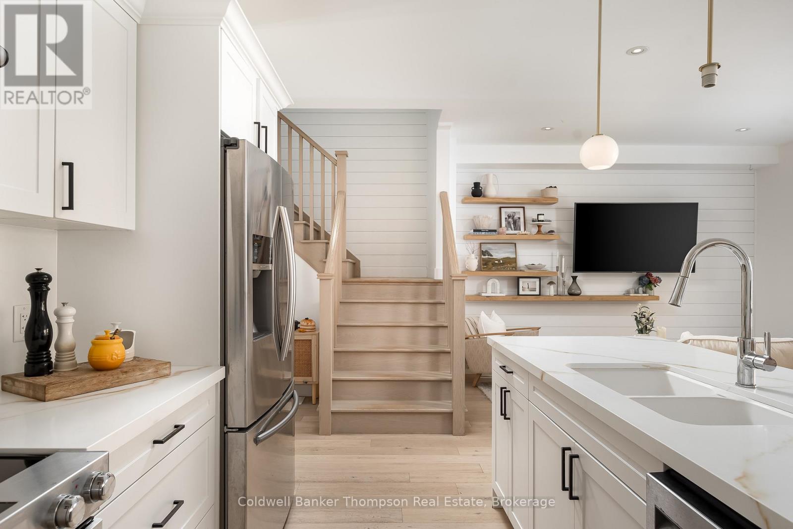 11 Cascade Lane, Huntsville, Ontario  P1H 1Y3 - Photo 15 - X12683576