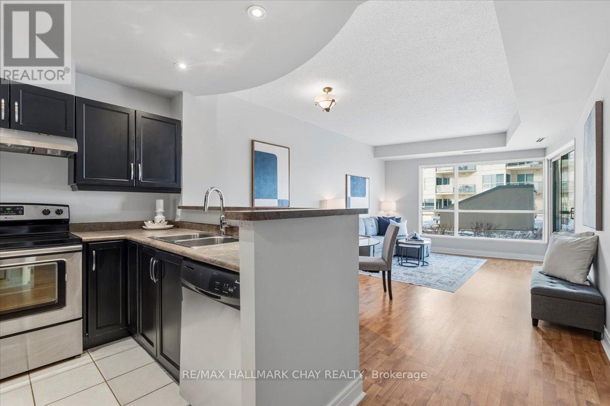 307 - 2 Toronto Street, Barrie, Ontario  L4N 9R3 - Photo 13 - S12722090