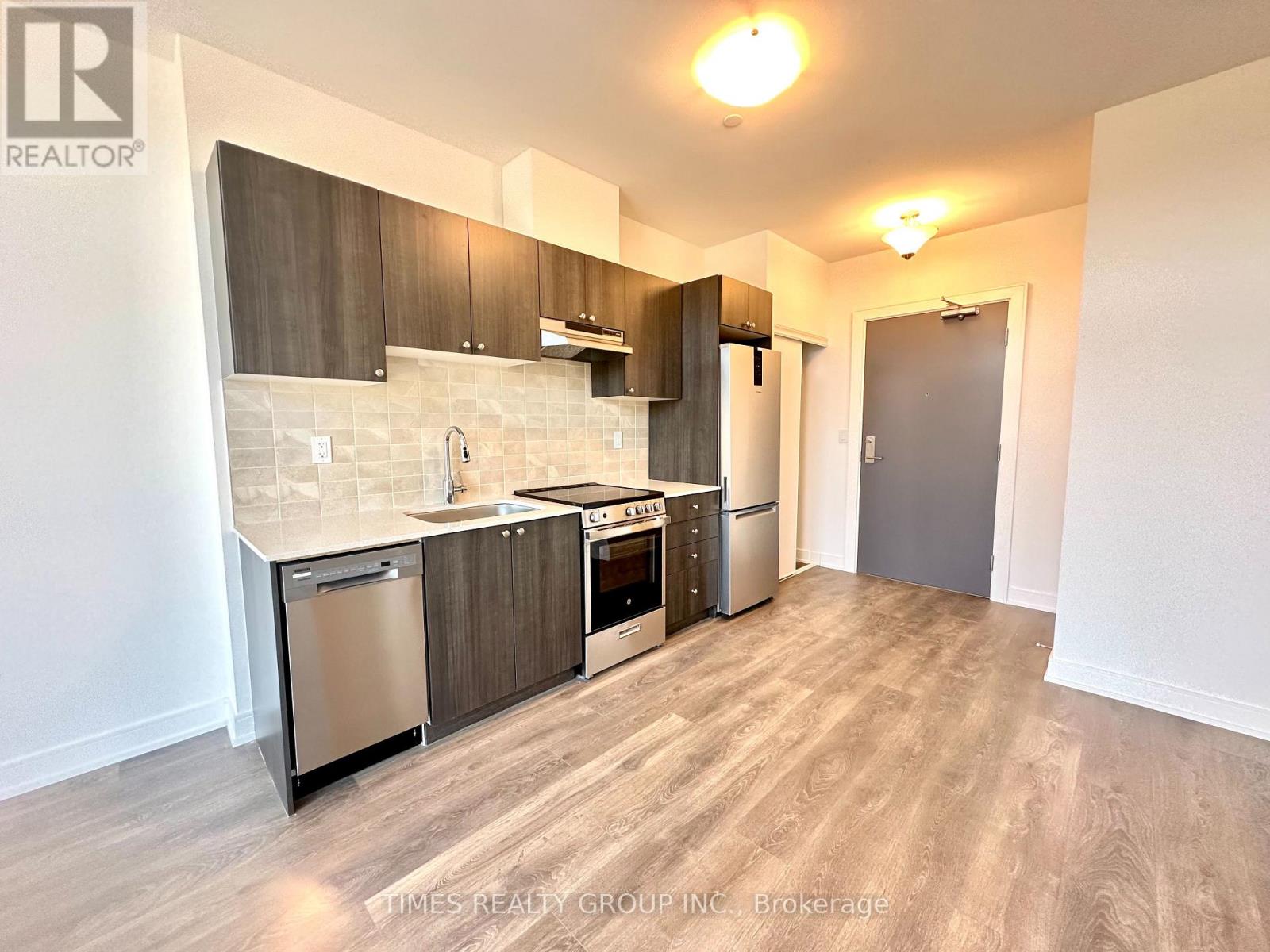 B-303 - 715 Davis Drive, Newmarket, Ontario  L3Y 0J2 - Photo 4 - N12675338