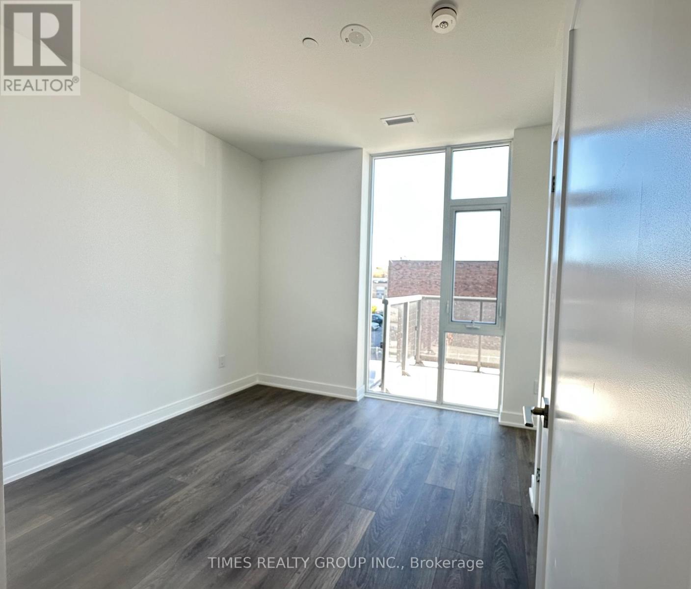 B-303 - 715 Davis Drive, Newmarket, Ontario  L3Y 0J2 - Photo 8 - N12675338