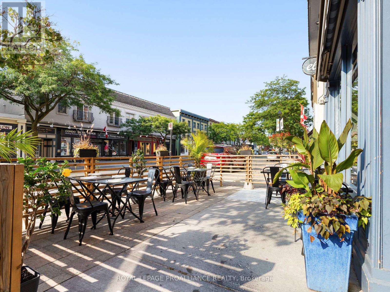 74 King Street W, Cobourg, Ontario  K9A 2M3 - Photo 4 - X12400452