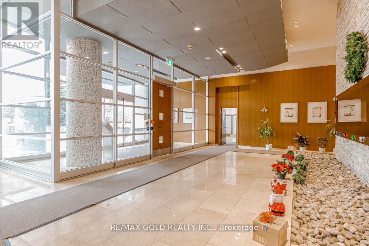 2102 - 220 Burnhamthorpe Road W, Mississauga, Ontario  L5B 4N4 - Photo 4 - W12722062