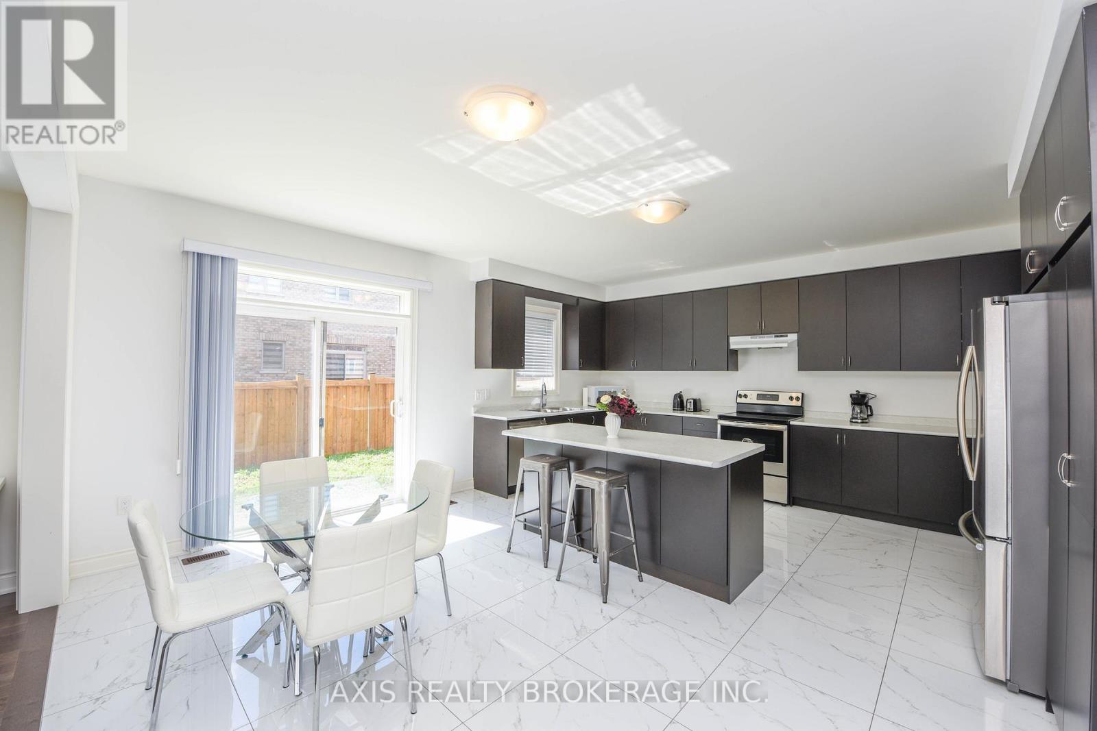 1534 Devine Point, Milton, Ontario  L9E 1H6 - Photo 13 - W12722114