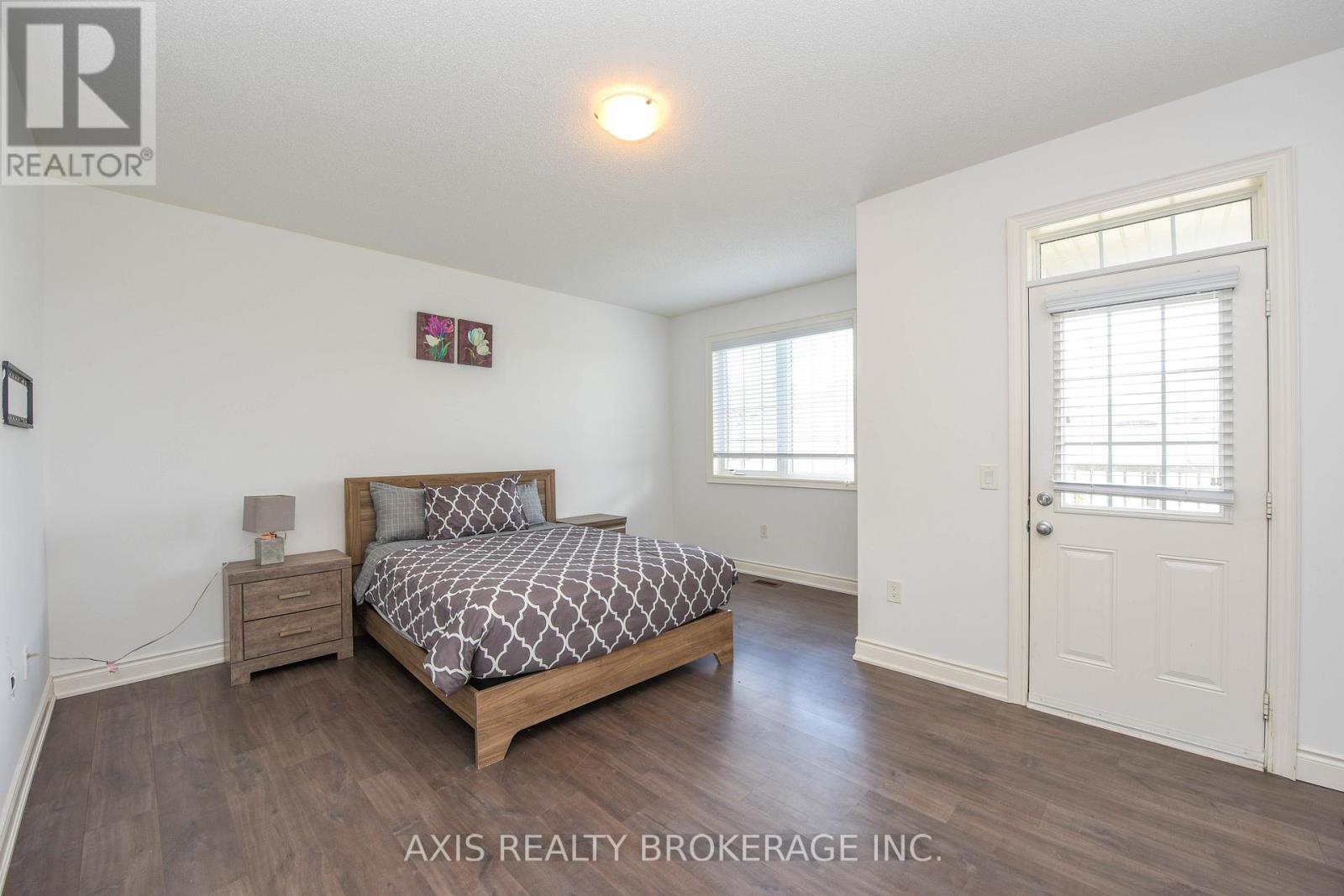 1534 Devine Point, Milton, Ontario  L9E 1H6 - Photo 28 - W12722114