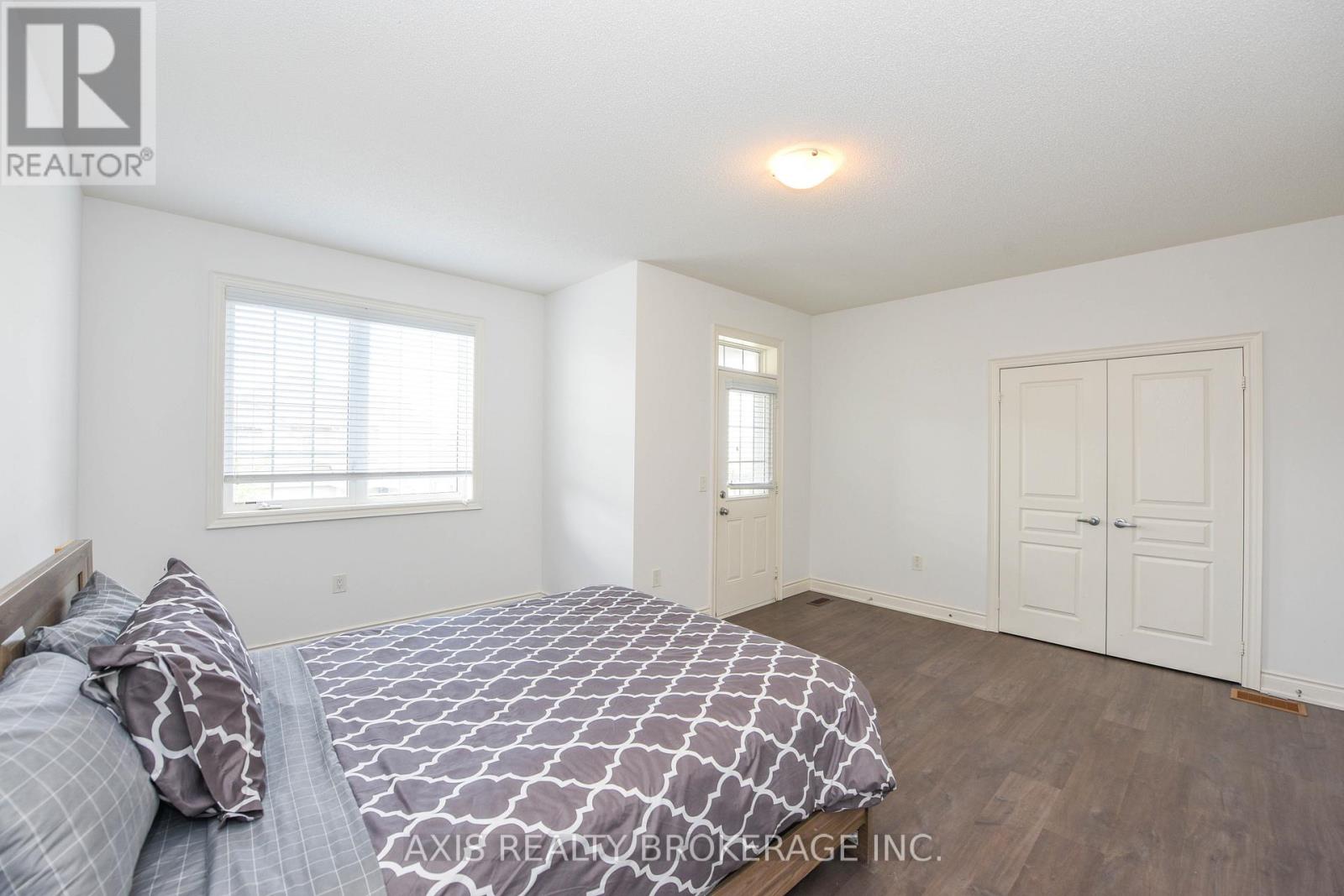 1534 Devine Point, Milton, Ontario  L9E 1H6 - Photo 29 - W12722114