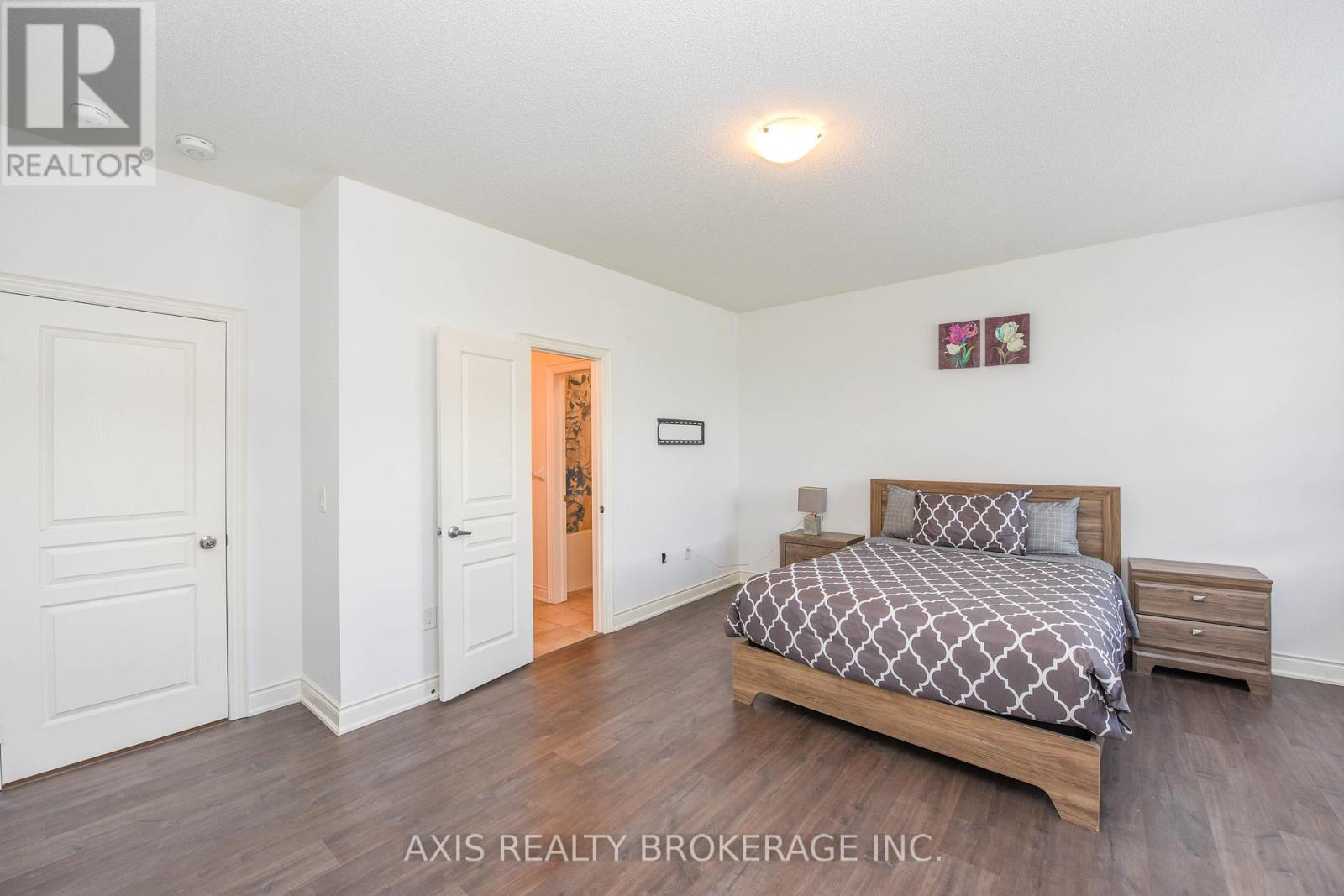 1534 Devine Point, Milton, Ontario  L9E 1H6 - Photo 30 - W12722114