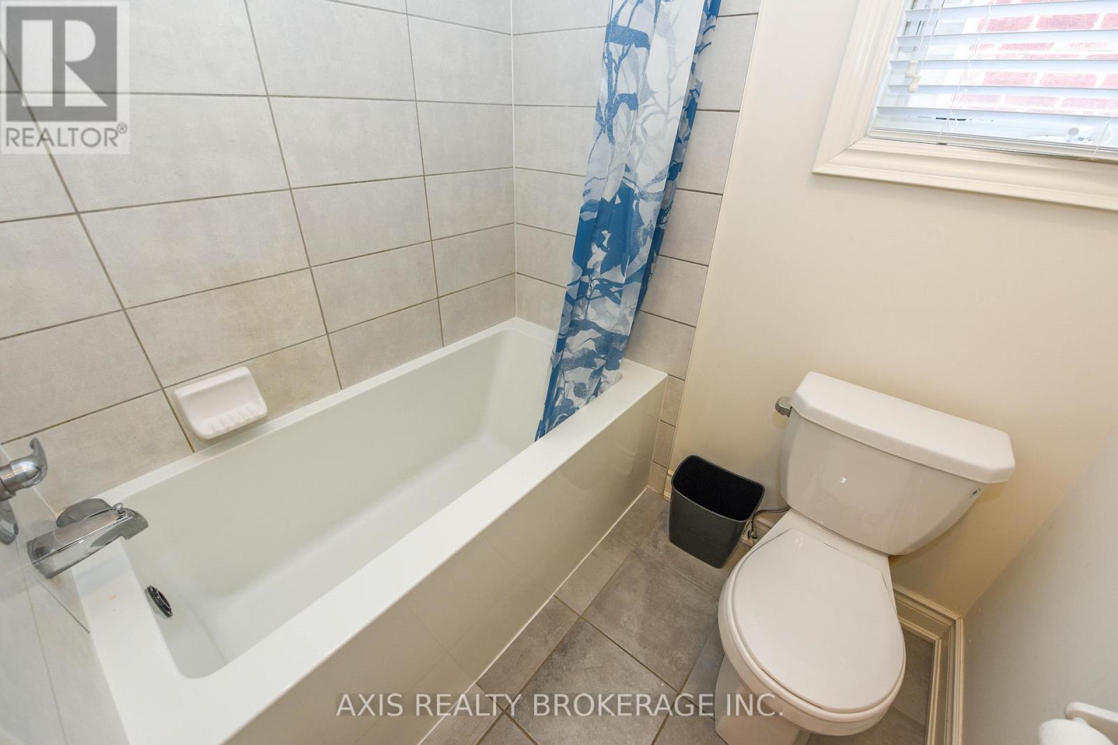 1534 Devine Point, Milton, Ontario  L9E 1H6 - Photo 33 - W12722114