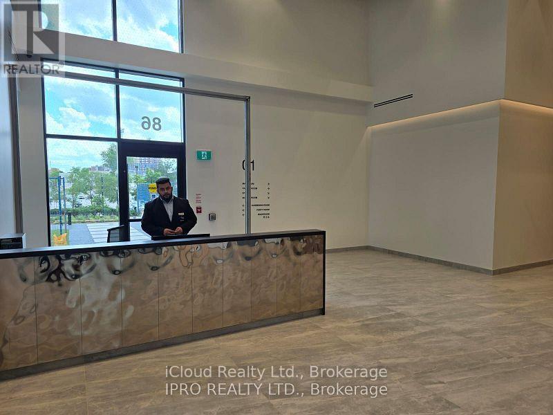 903 - 86 Dundas Street, Mississauga, Ontario  L5A 1W4 - Photo 2 - W12722130