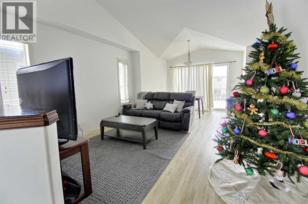 210 Keystone Lane W, Lethbridge, Alberta  T1J 2R2 - Photo 7 - A2275252