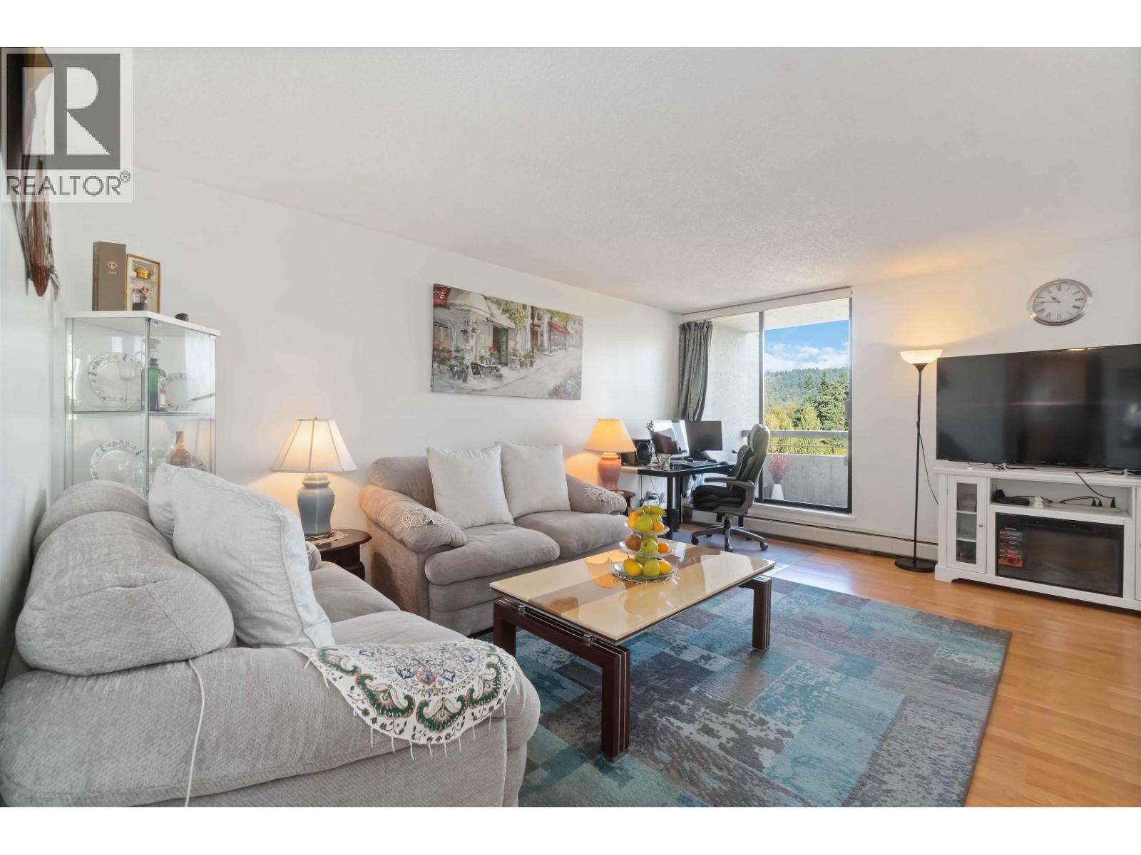 1201 3755 Bartlett Court, Burnaby, British Columbia  V3J 7G7 - Photo 4 - R3077957