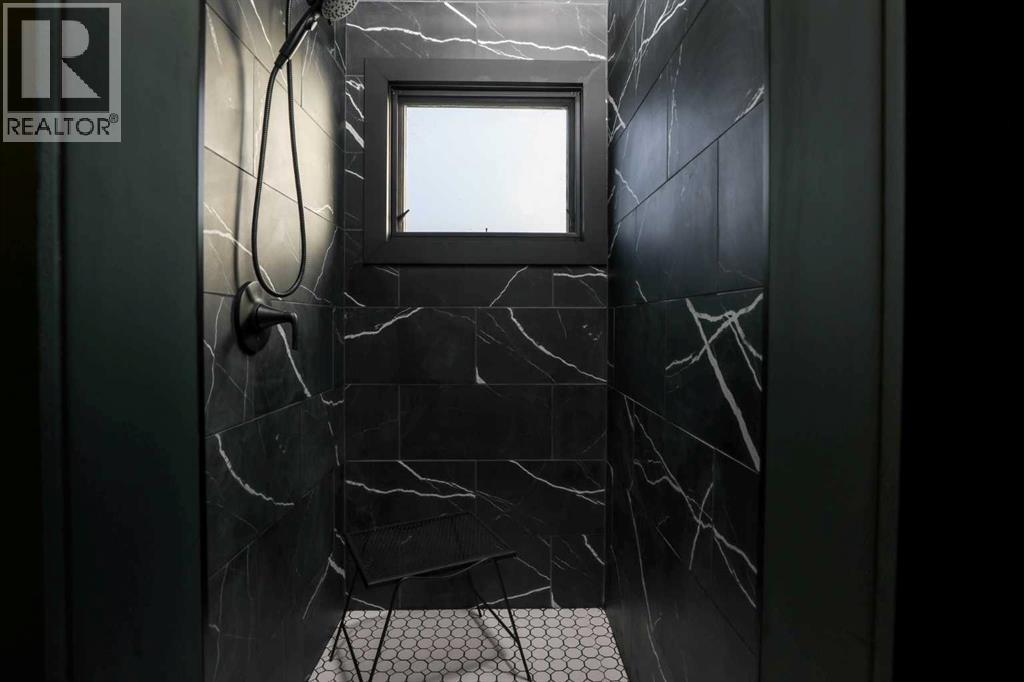 111 4 Avenue, Warner, Alberta  T0K 2L0 - Photo 19 - A2280533