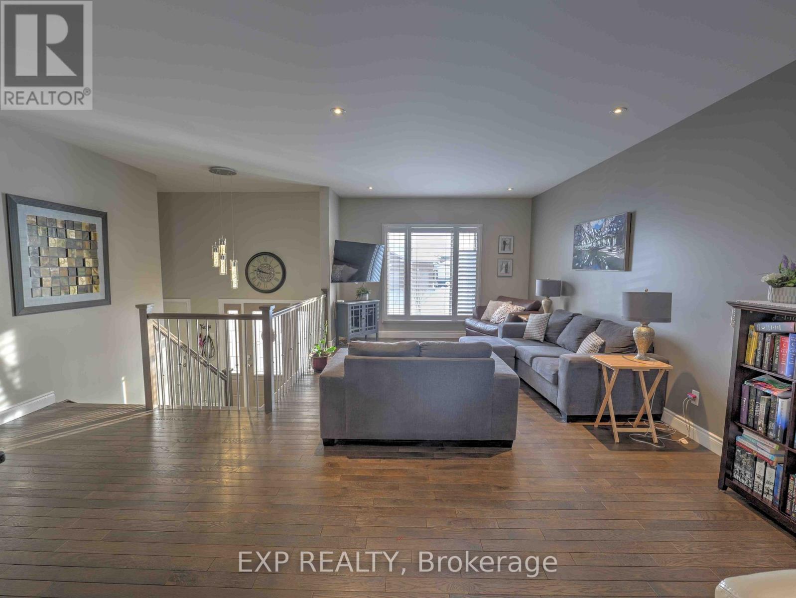 1093 Cloverdale Court, Greater Sudbury, Ontario  P0M 1E0 - Photo 4 - X12722102