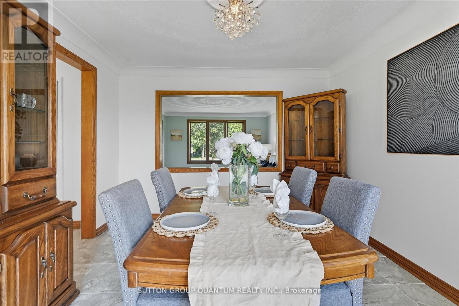 729 Winston Road, Grimsby, Ontario  L3M 4E8 - Photo 15 - X12722136