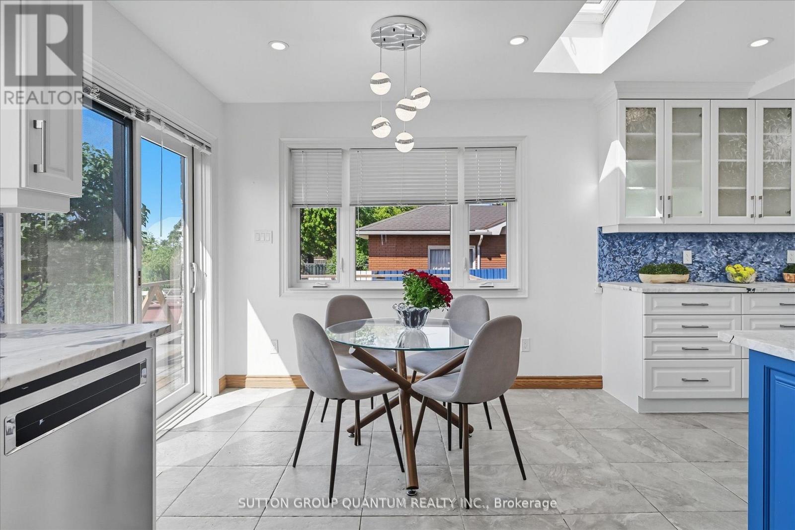 729 Winston Road, Grimsby, Ontario  L3M 4E8 - Photo 9 - X12722136