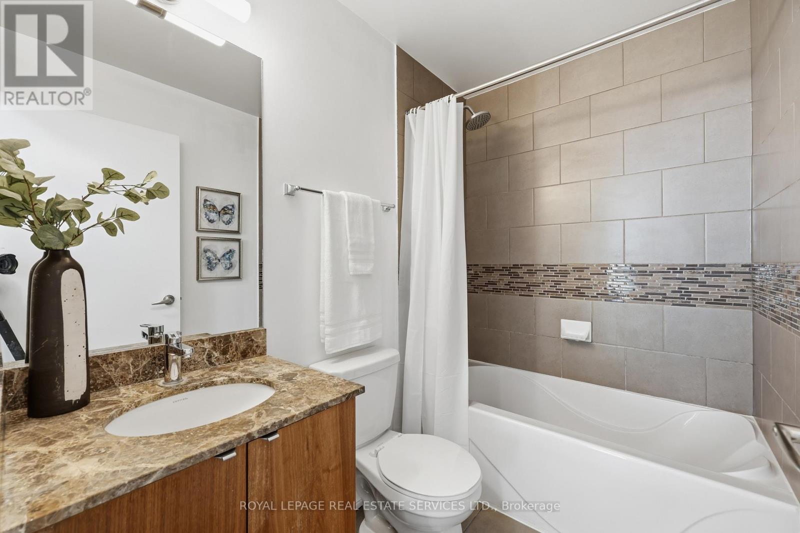 2403 - 4099 Brickstone Mews, Mississauga, Ontario  L5B 0G2 - Photo 9 - W12721254