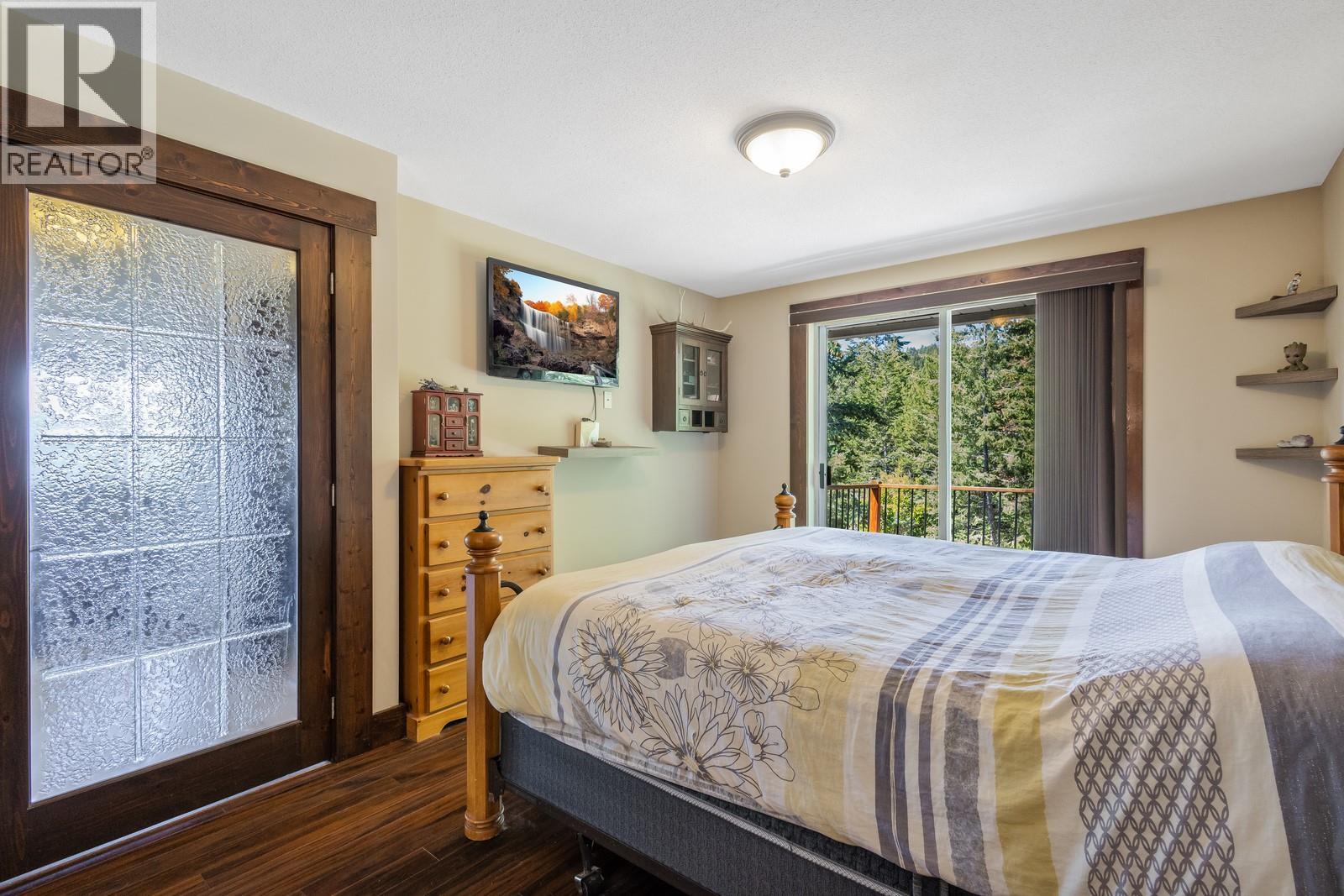 7575 Sun Valley Road, Kelowna, British Columbia  V1P 1H4 - Photo 17 - 10373557