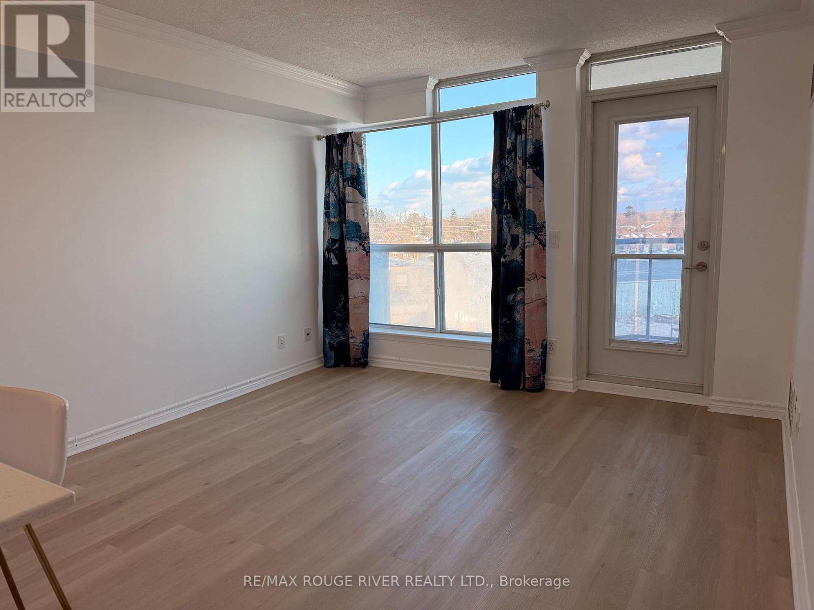 507 - 340 Watson Street W, Whitby, Ontario  L1N 9G1 - Photo 3 - E12722178