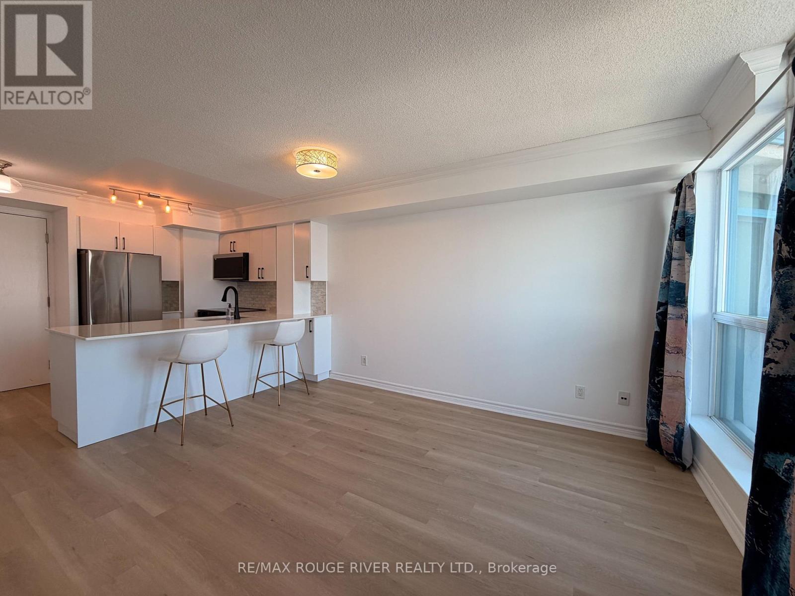 507 - 340 Watson Street W, Whitby, Ontario  L1N 9G1 - Photo 4 - E12722178