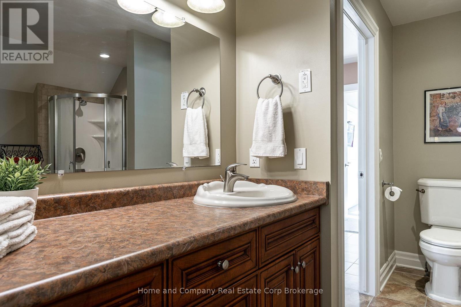 35 Thomas Street, St. Marys, Ontario N4X 1A2 - Photo 22 - X12722202