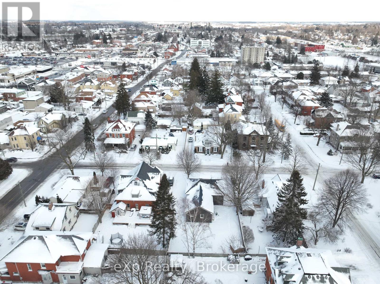 40 Victoria Street S, Woodstock, Ontario N4S 3J6 - Photo 43 - X12722252