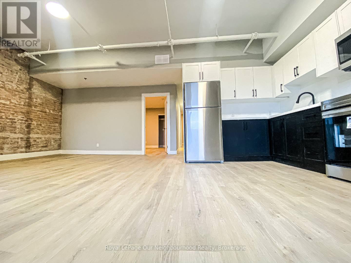 306 - 51 King Street, Brockville, Ontario  K6V 3P8 - Photo 2 - X12722188