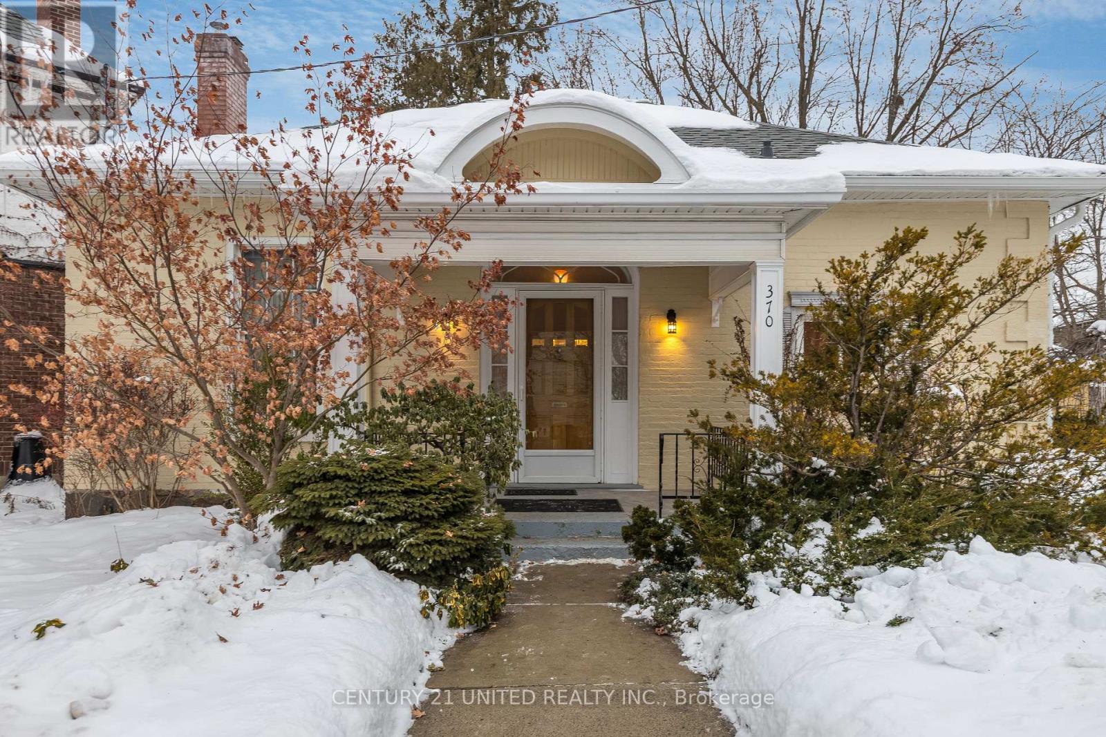 370 Hunter Street W, Peterborough, Ontario  K9H 2M5 - Photo 1 - X12722210