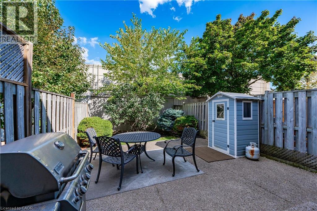 5555 Prince William Drive Unit# 8, Burlington, Ontario  L7L 6P2 - Photo 38 - 40775406