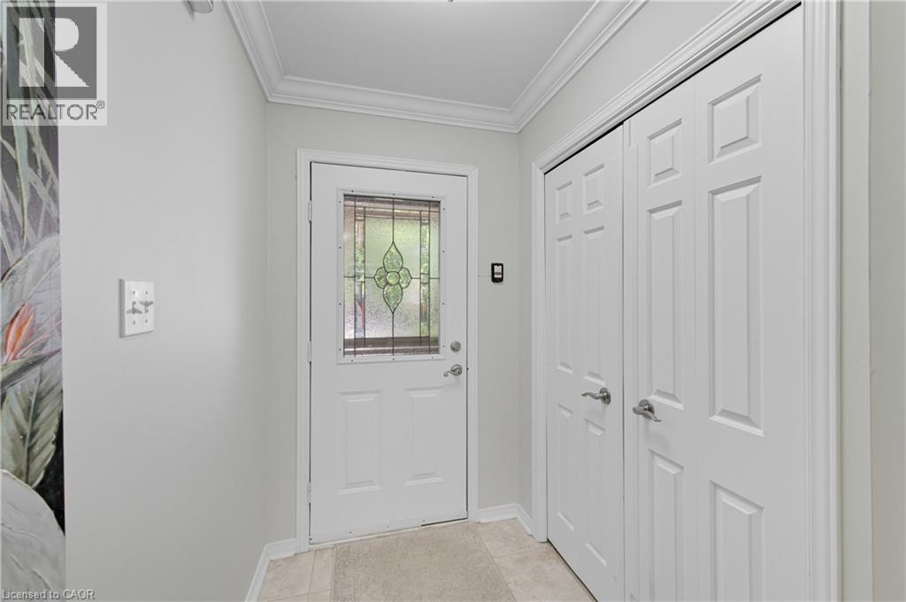 5555 Prince William Drive Unit# 8, Burlington, Ontario  L7L 6P2 - Photo 6 - 40775406