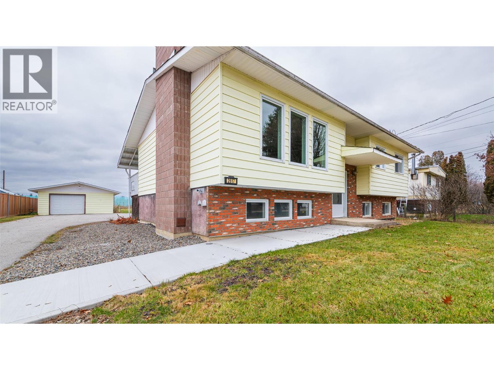 2617 Erickson Road, Creston, British Columbia  V0B 1G1 - Photo 2 - 10373442