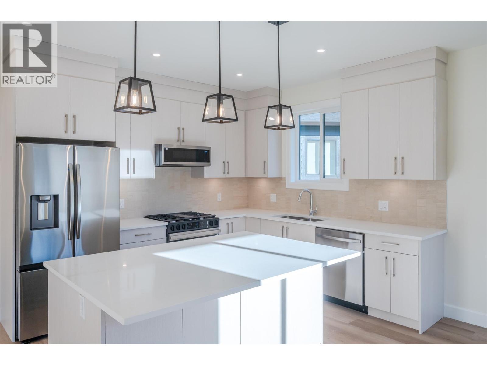 255 Bentgrass Avenue, Oliver, British Columbia  V0H 1T3 - Photo 4 - 10373660