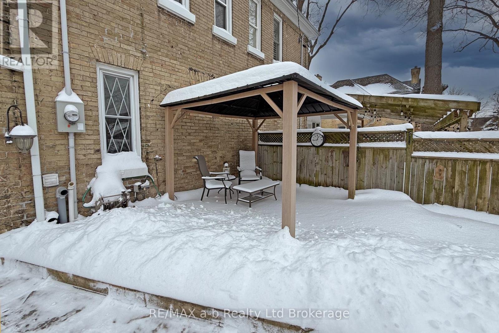 63 Vansittart Avenue, Woodstock, Ontario  N4S 6E3 - Photo 40 - X12705604