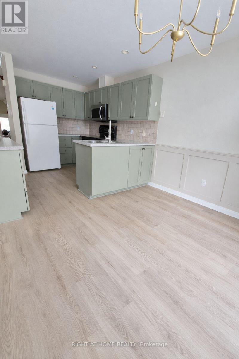 102 Southpointe Avenue, Ottawa, Ontario K2J 4T5 - Photo 5 - X12722194