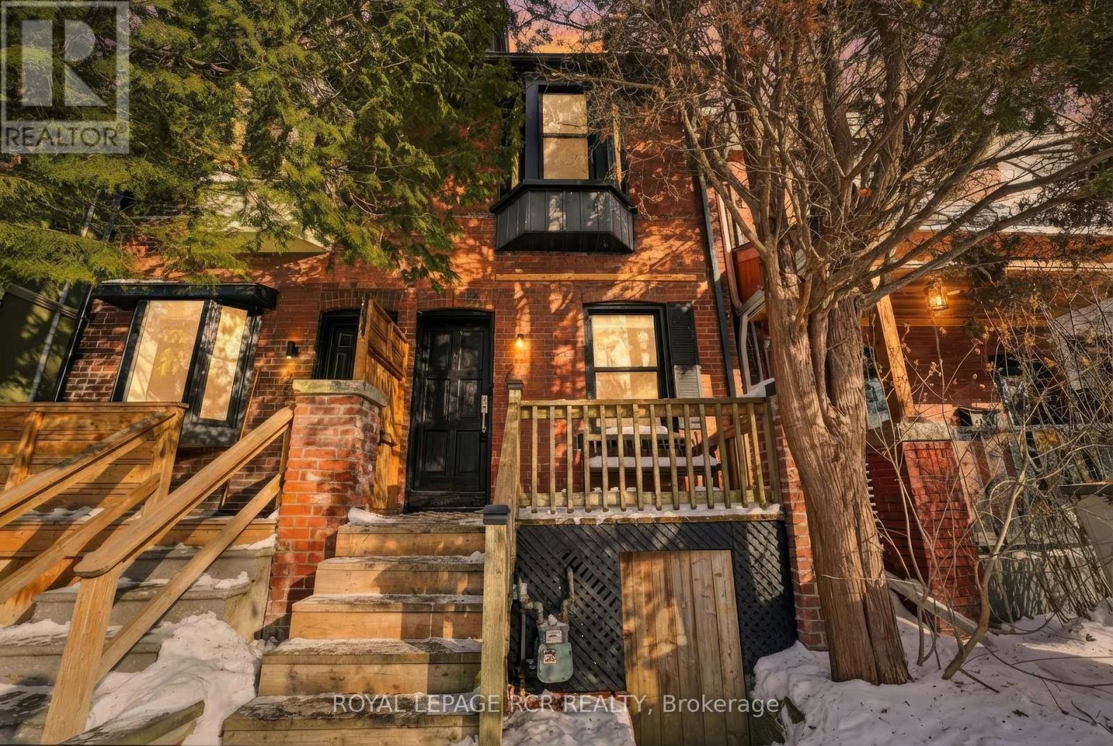 257 Rhodes Avenue, Toronto, Ontario  M4L 3A2 - Photo 38 - E12713630